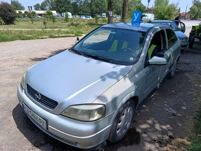 Opel Astra У Ч Е Б Е Н , снимка 5 - Автомобили и джипове - 45573395