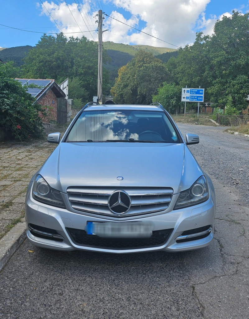 Mercedes-Benz C 220, снимка 1 - Автомобили и джипове - 47189298