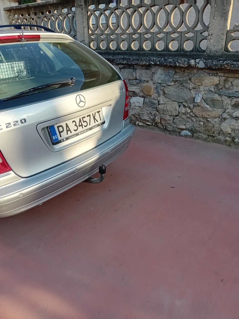 Mercedes-Benz C 220, снимка 6 - Автомобили и джипове - 47206948