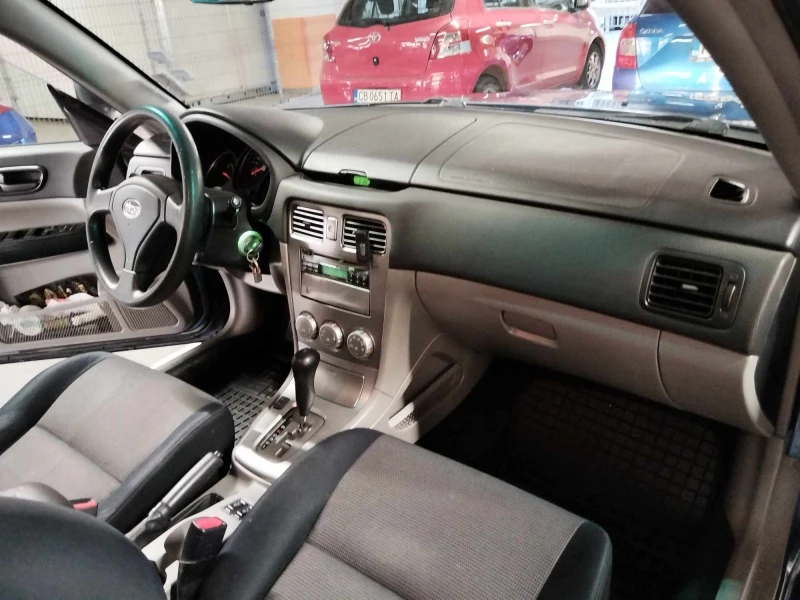 Subaru Forester, снимка 10 - Автомобили и джипове - 47881007