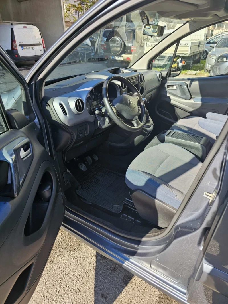 Citroen Berlingo 1.6 HDI MULTISPACE, снимка 6 - Автомобили и джипове - 47888216