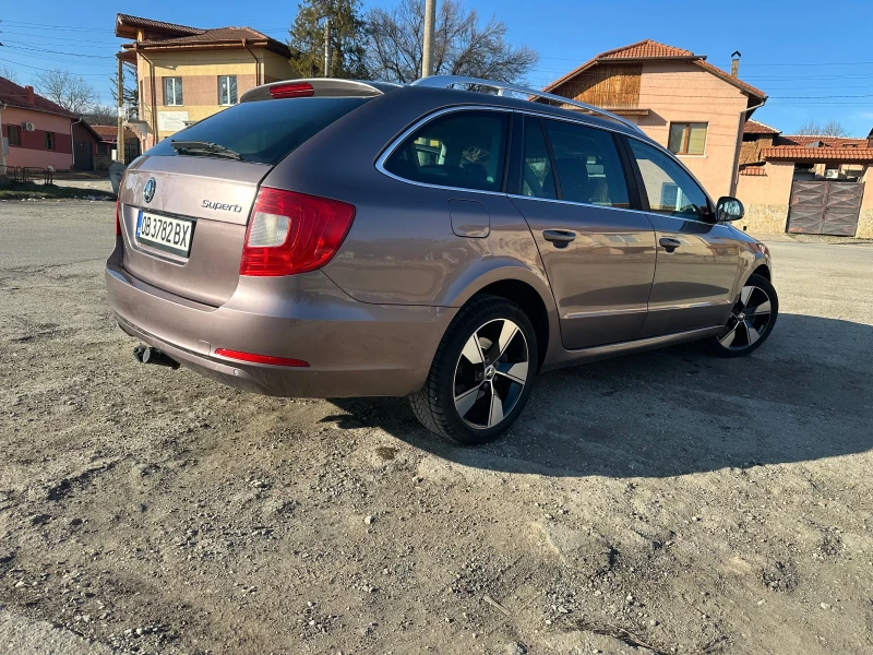 Skoda Superb, снимка 6 - Автомобили и джипове - 49423111