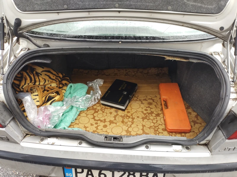 Alfa Romeo 156  1.9JTD, снимка 13 - Автомобили и джипове - 52118094