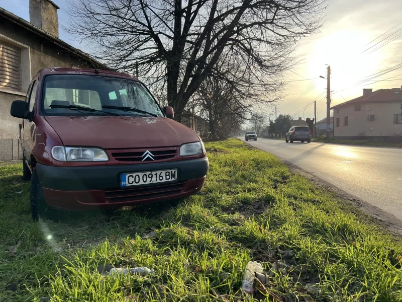 Citroen Berlingo 1.8 бензин, снимка 3 - Автомобили и джипове - 52844258