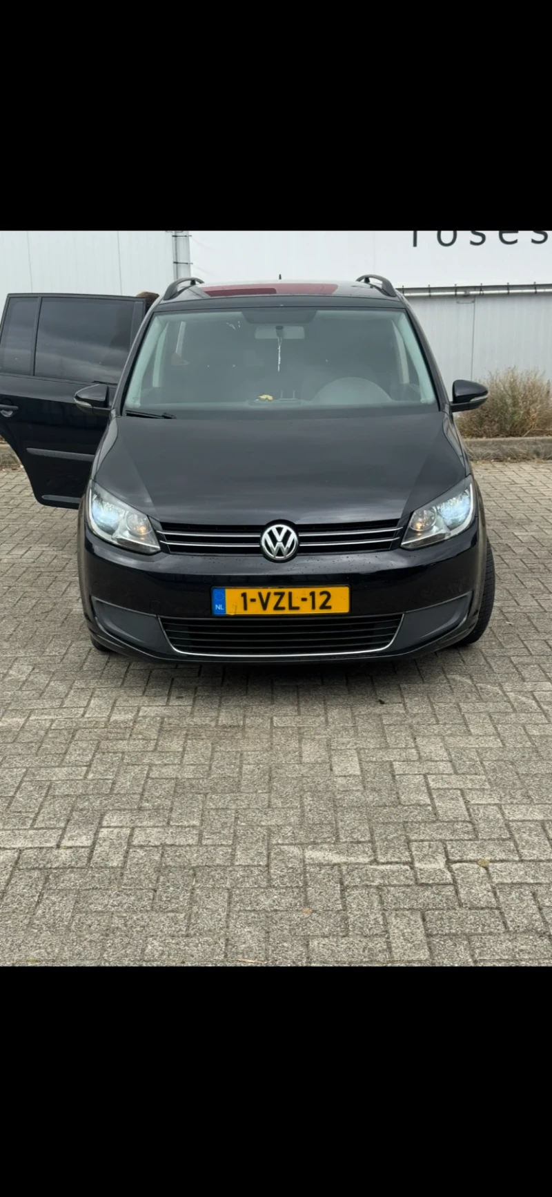 VW Touran 1.6 TDI. 105pk, снимка 5 - Автомобили и джипове - 52893970