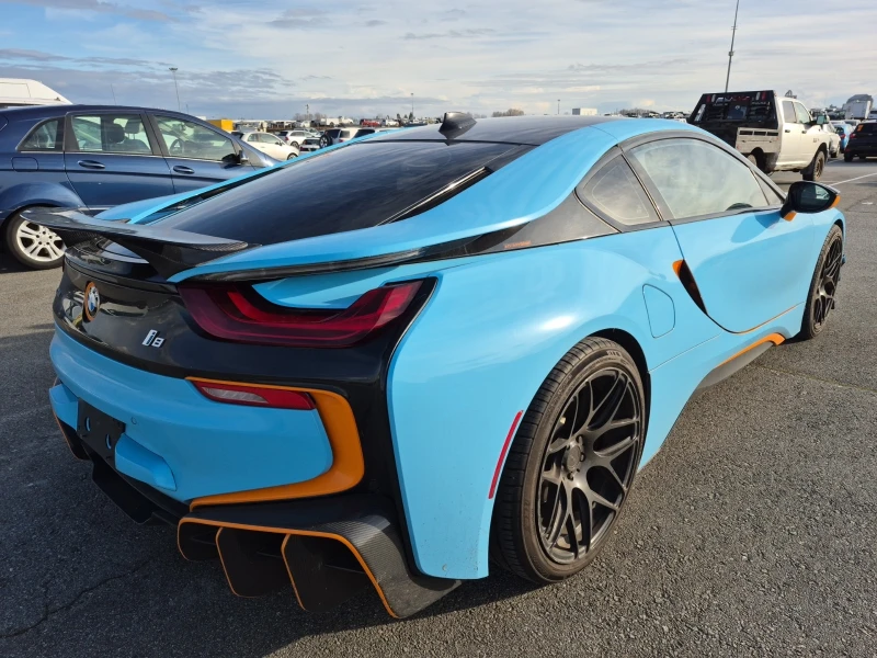 BMW i8 * Възможност за Лизинг* , снимка 3 - Автомобили и джипове - 53529417
