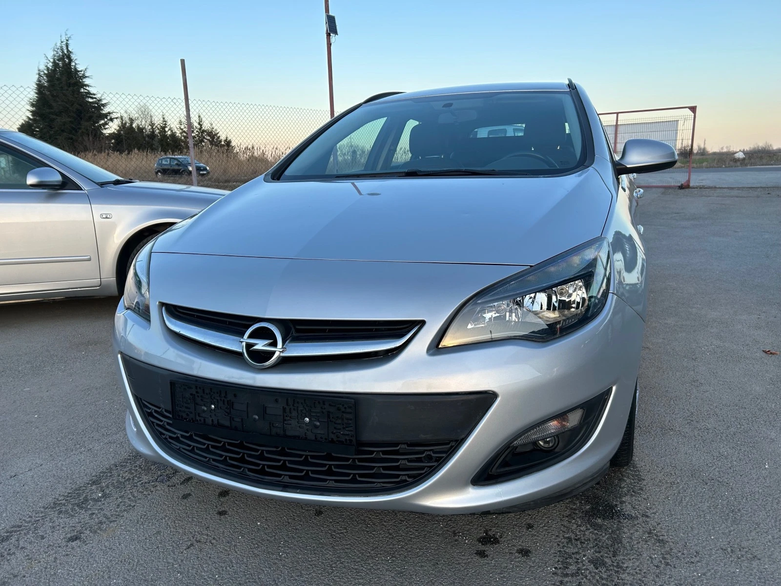 Opel Astra 1.4 COSMO LPG - изображение 3