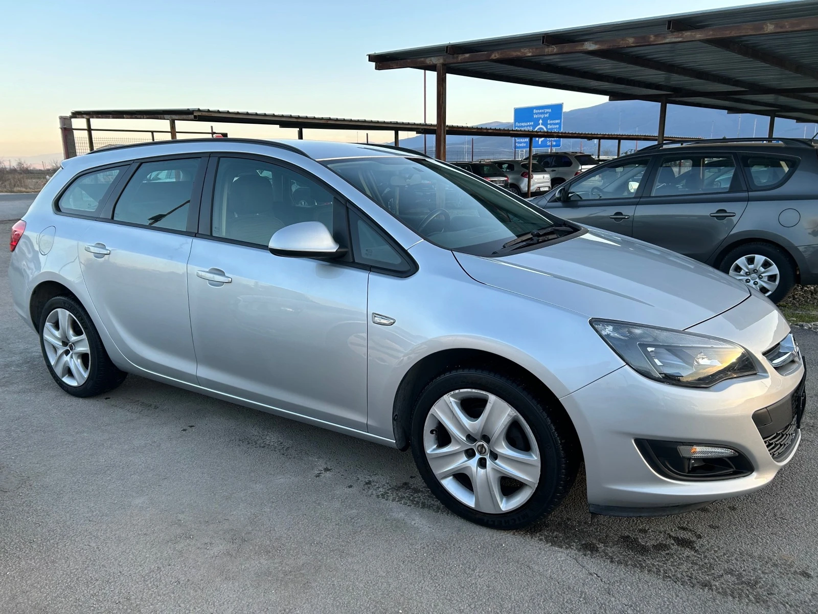 Opel Astra 1.4 COSMO LPG - изображение 5