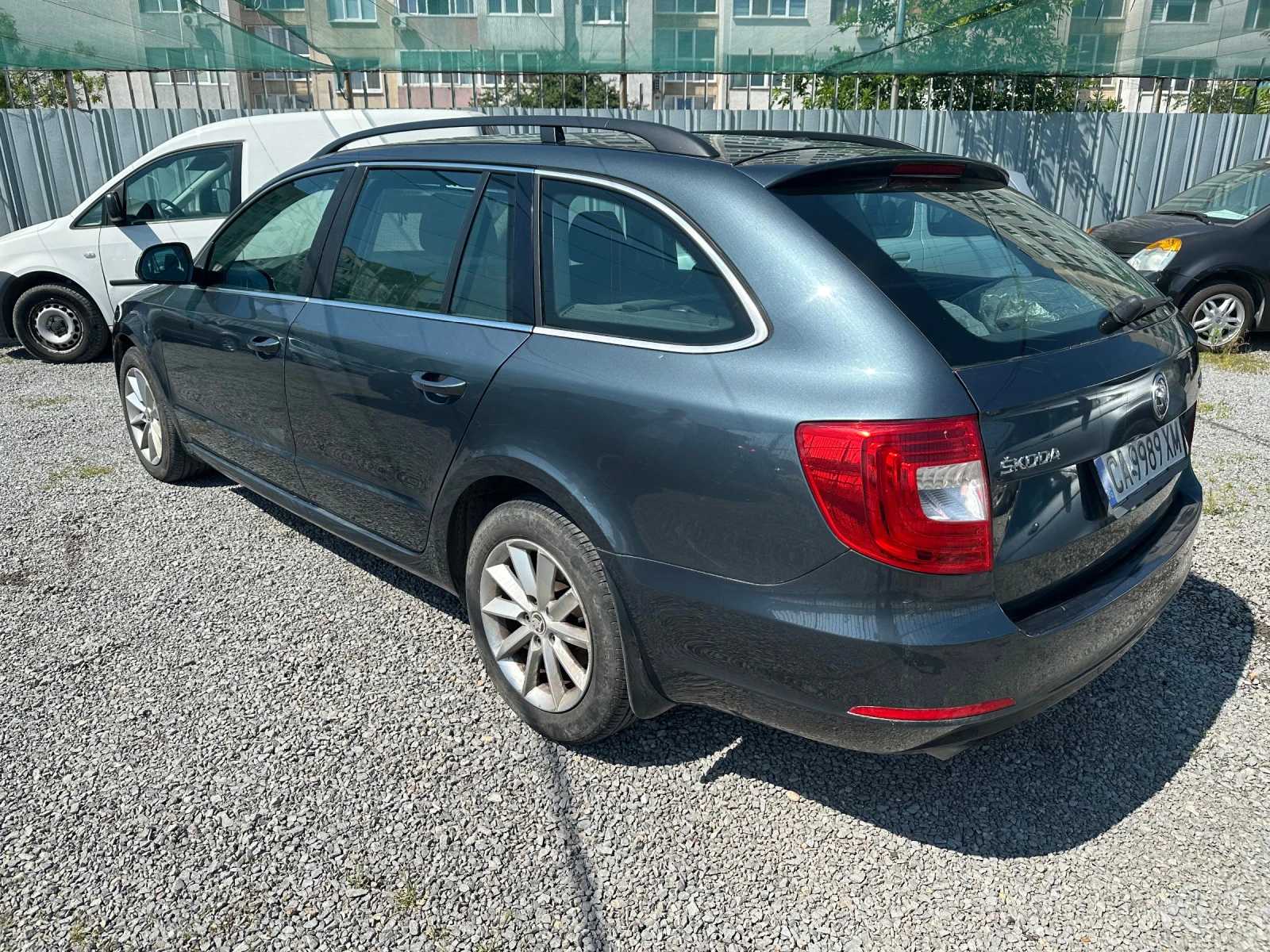 Skoda Superb 2.0TDI-170к.с* Евро-5*  - изображение 2