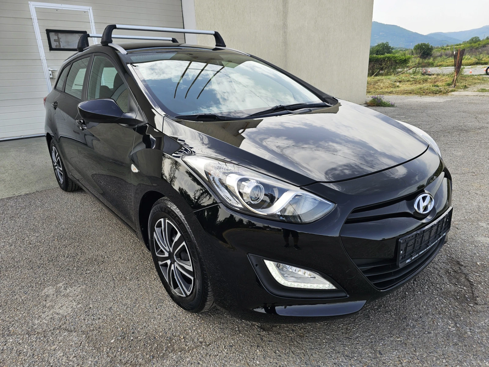 Hyundai I30 1.4i BI-FUEL ECONEXT - изображение 3