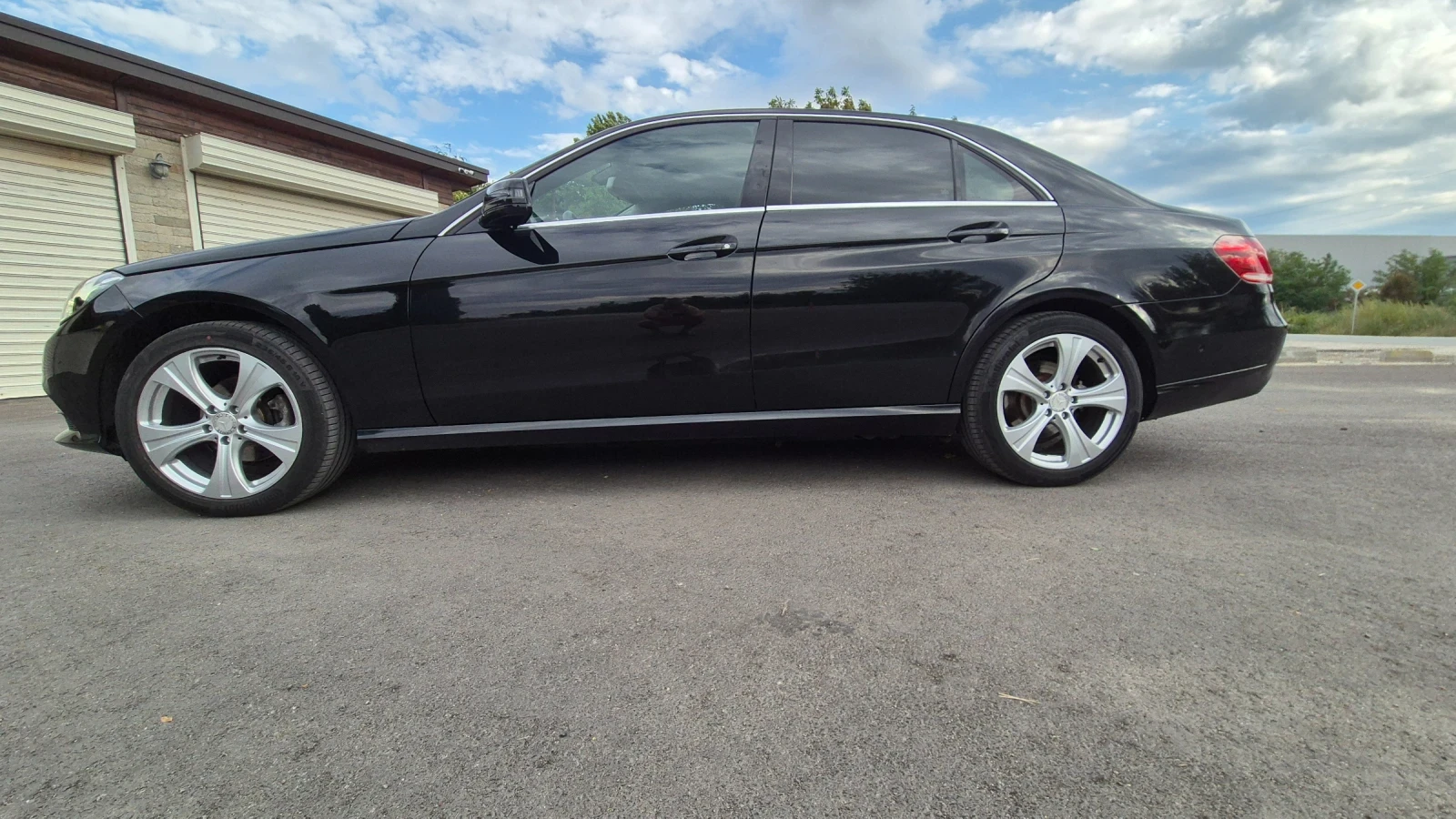 Mercedes-Benz E 220 7G-tronik  - изображение 6