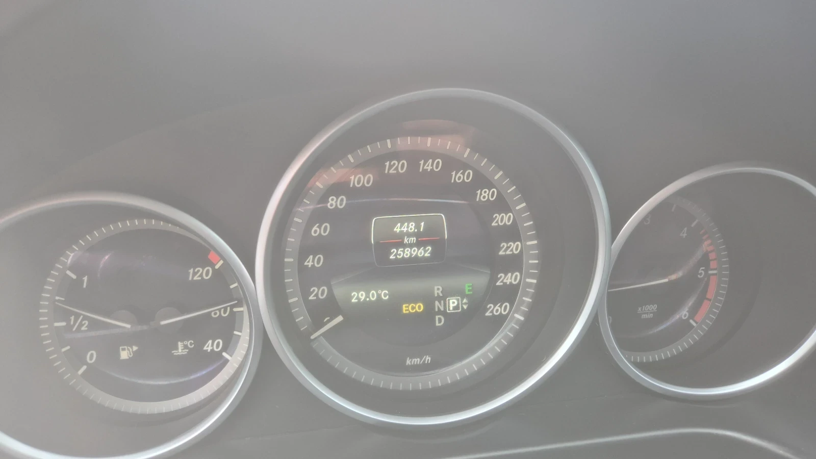 Mercedes-Benz E 220 7G-tronik  - изображение 8