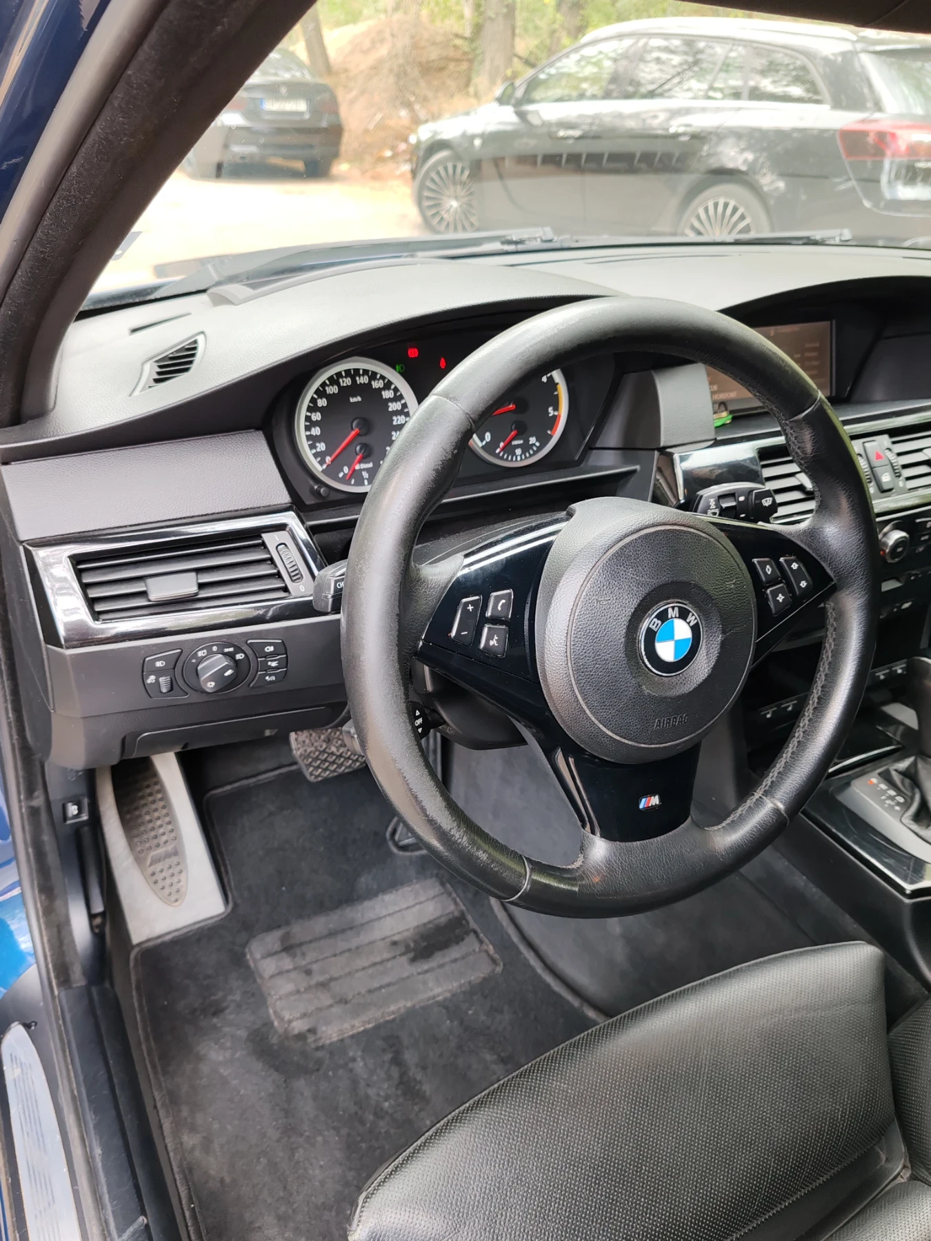 BMW 525  Д, М пакет, Автомат  - изображение 9