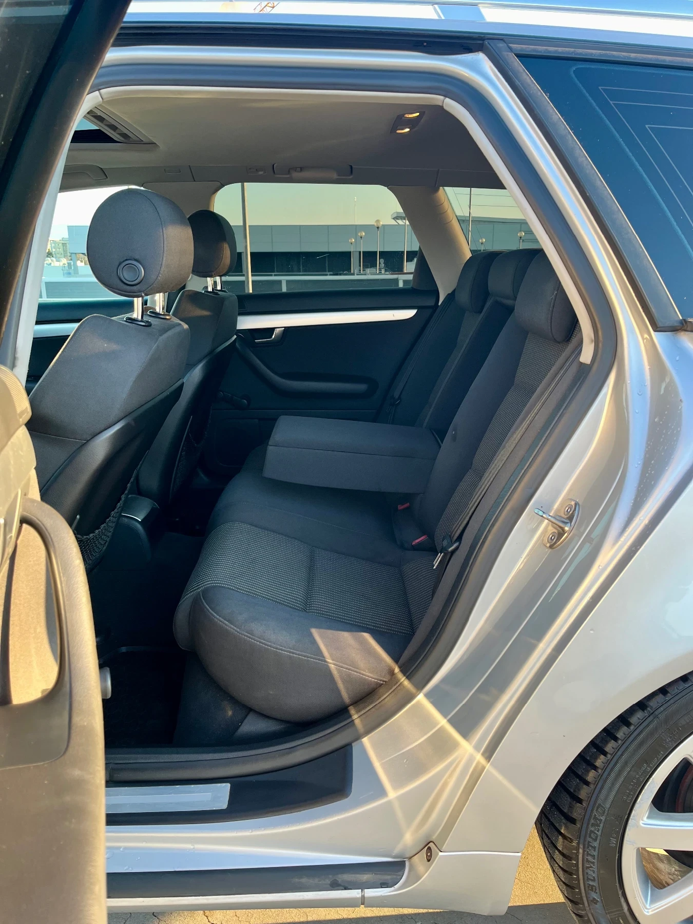 Audi A4 2.0TDI BPW 8клапана Sline Recaro Подгрев - изображение 10