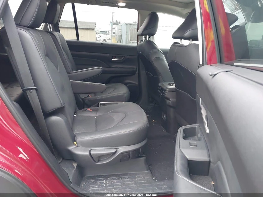 Toyota Grand Highlander 2.4l Platinum - изображение 8