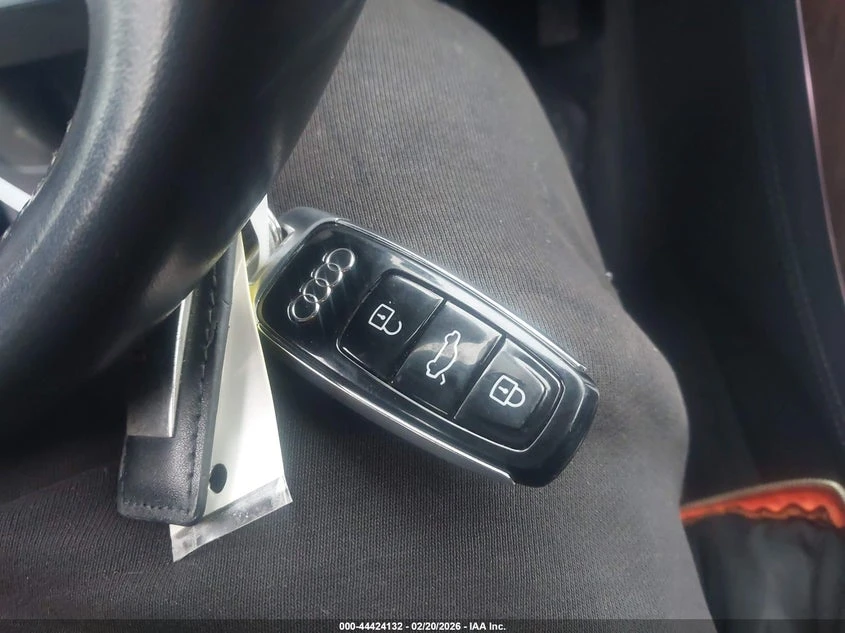 Audi A8 3.0l L 55, снимка 11 - Автомобили и джипове - 53995124