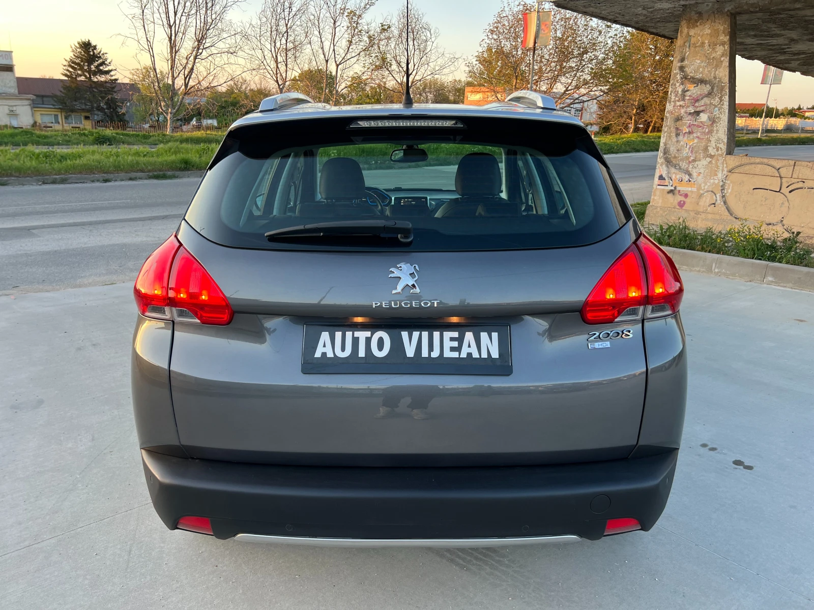 Peugeot 2008 1.6-еHDi-114к.с-169, 000км, снимка 5 - Автомобили и джипове - 54322331