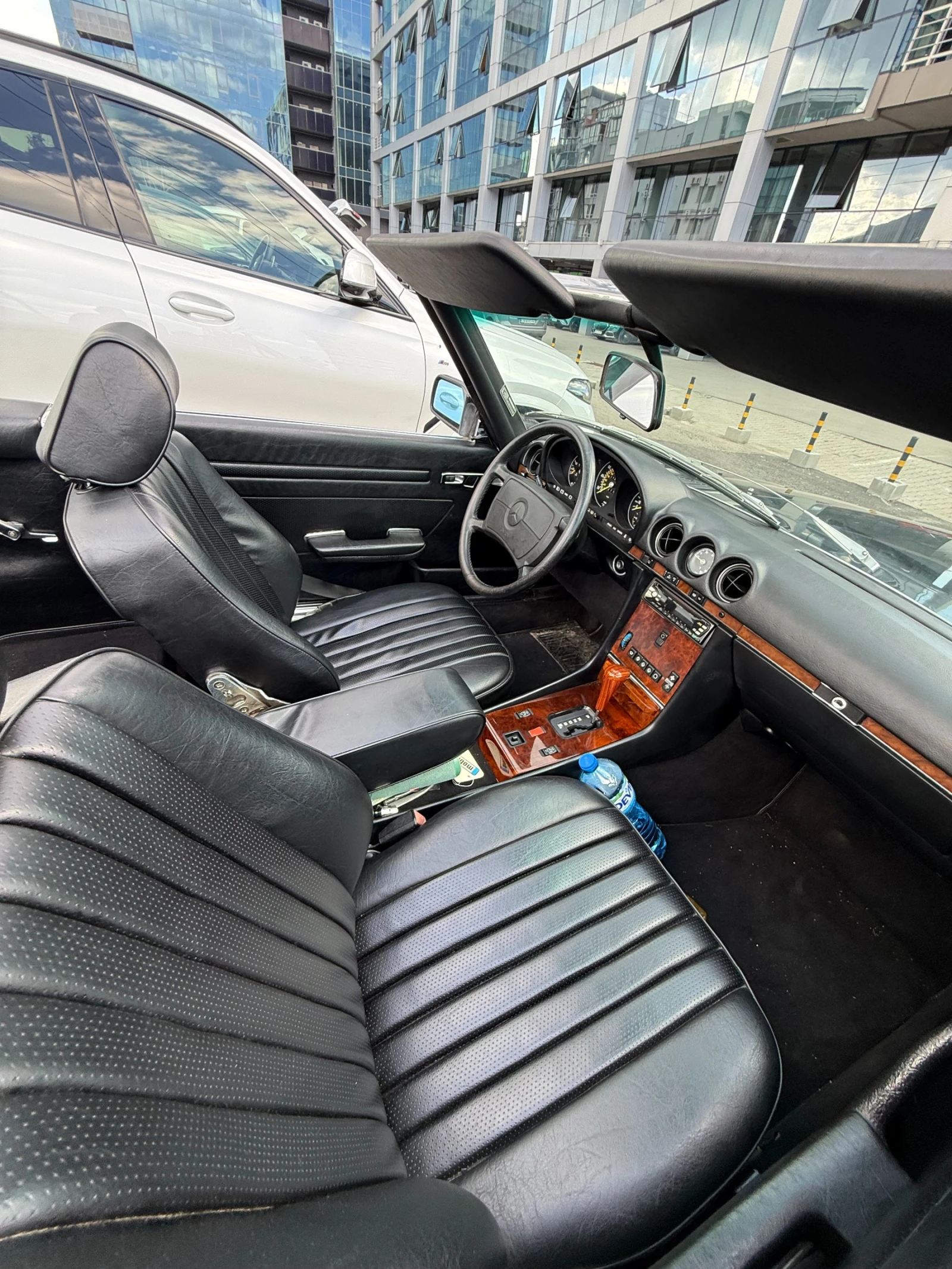 Mercedes-Benz SL SL560 ORIGINAL ОБСЛУЖЕН АВТОКАСКО ЗА КОЛЕКЦИЯ, снимка 11 - Автомобили и джипове - 54782705