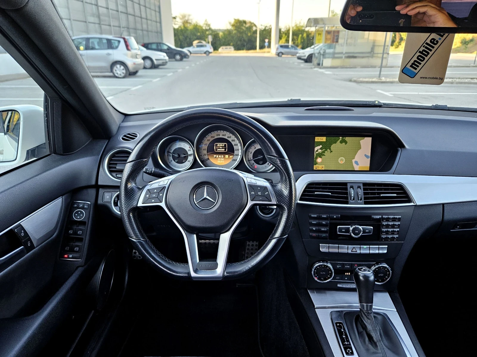 Mercedes-Benz C 180 AMG пакет ШВЕЙЦАРИЯ , снимка 11 - Автомобили и джипове - 54900079