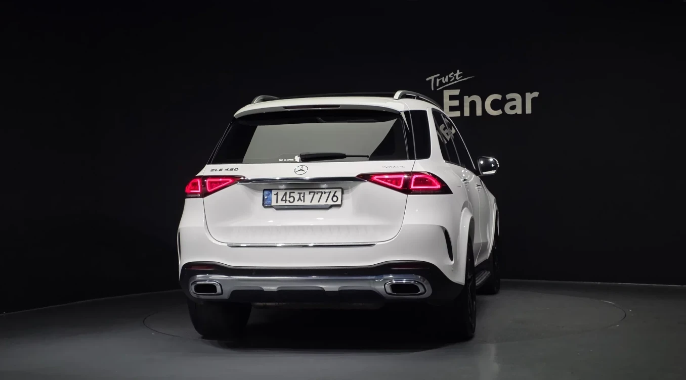 Mercedes-Benz GLE 450 AMG | МАСАЖИ | ХЕД ЪП | ПАНОРАМА, снимка 4 - Автомобили и джипове - 54932661