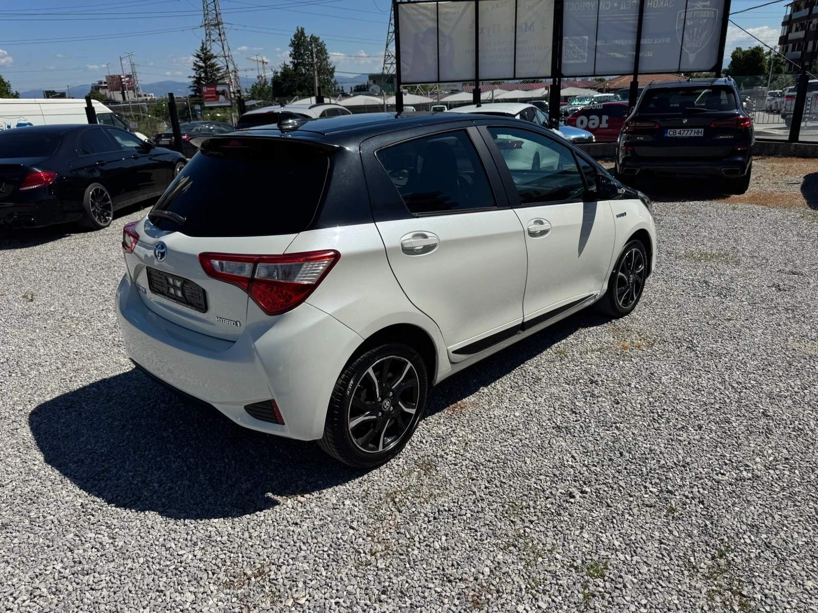 Toyota Yaris 1.5 Hybrid 101hp* NAVI* КАМЕРА* ДИСТРОНИК* LED* , снимка 11 - Автомобили и джипове - 55276087