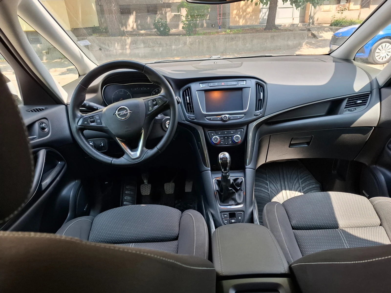 Opel Zafira C 1.6 CDTI-134к.с., снимка 6 - Автомобили и джипове - 55340405