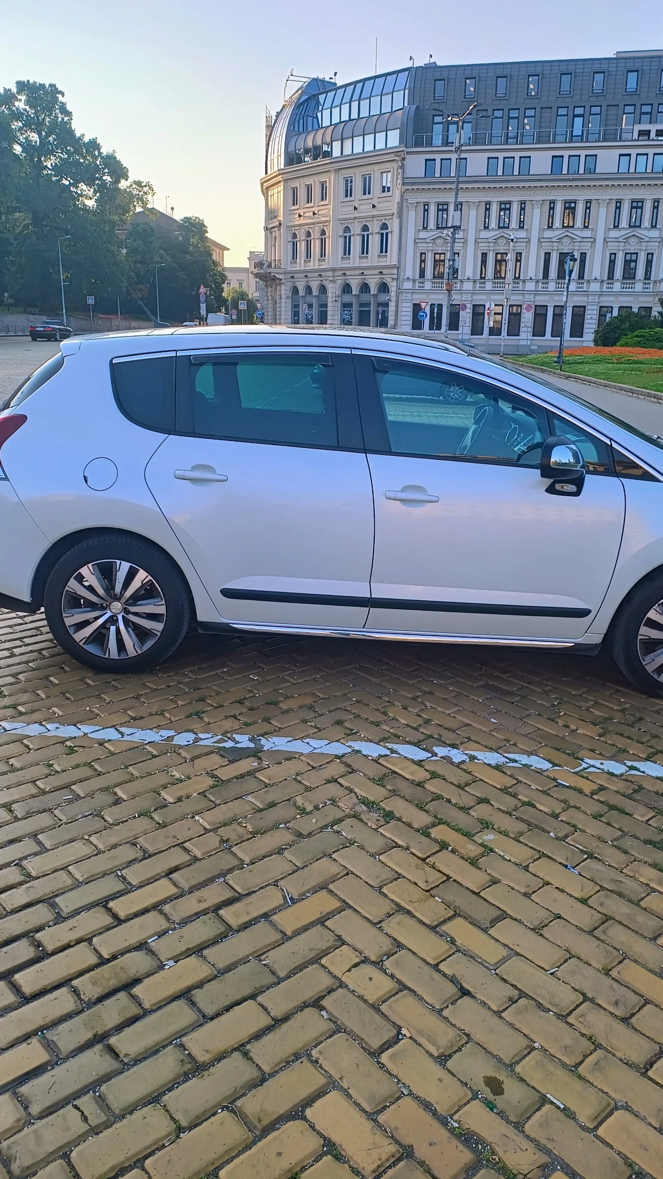 Peugeot 3008, снимка 7 - Автомобили и джипове - 55621641