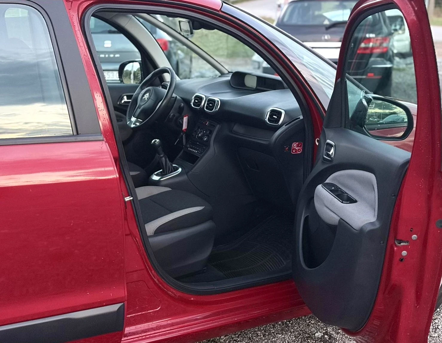 Citroen C3 Picasso 1.6HDI 110kc | Mobile.bg � ����������� 8