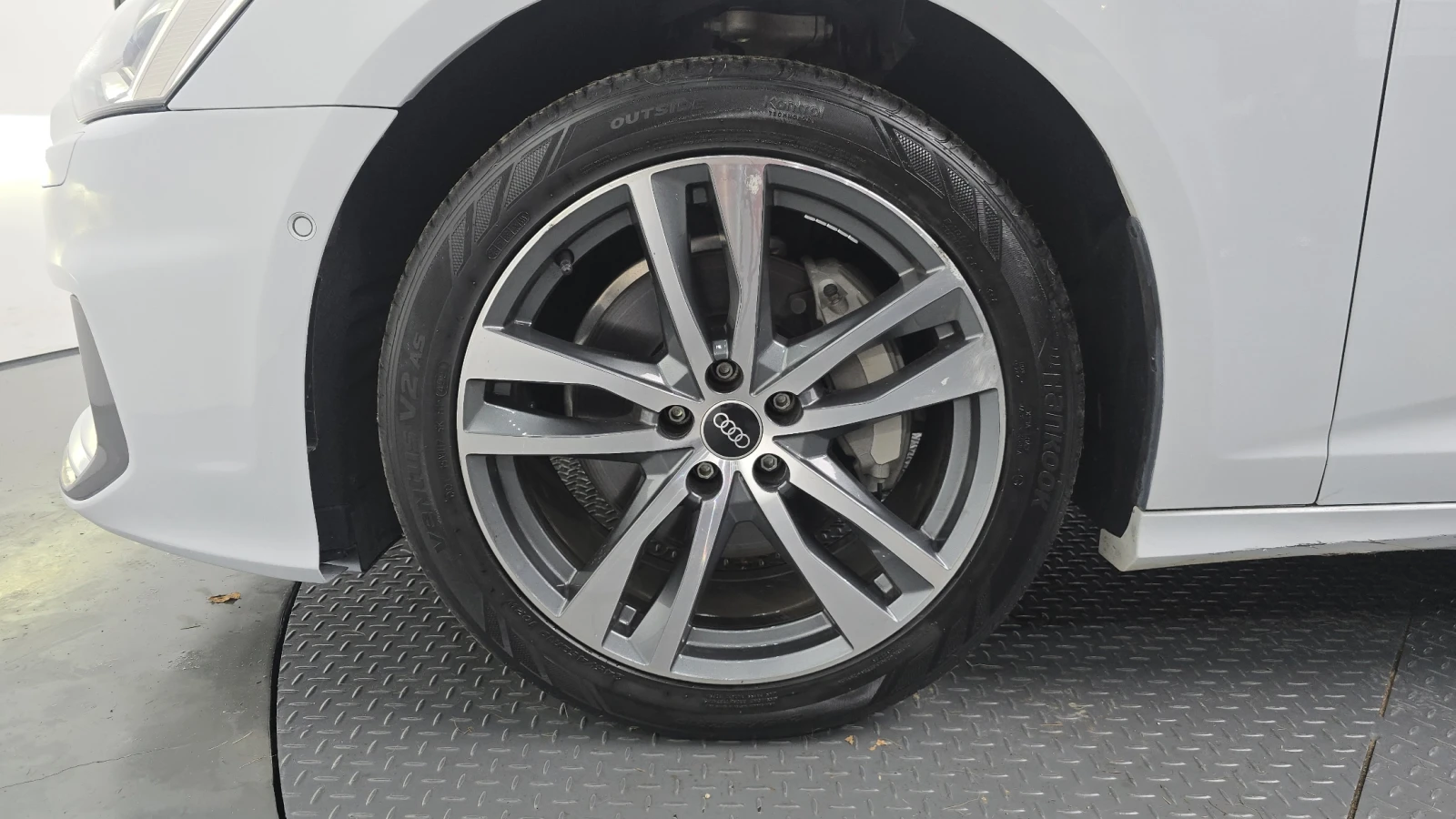 Audi A6 Premium, снимка 5 - Автомобили и джипове - 56600302