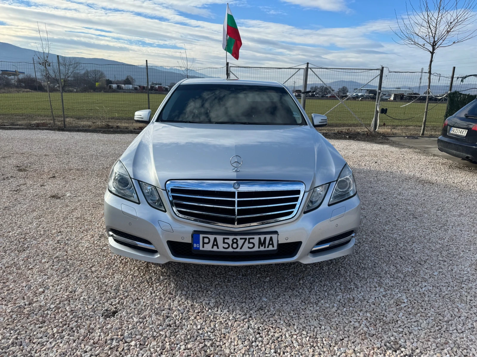 Mercedes-Benz E 200 200 CGI AVANGARDE, снимка 7 - Автомобили и джипове - 56705182