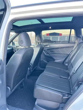 Обява за продажба на VW Tiguan All Space 2.0 TSI/4-Motion/R-LINE Black/Panorama ~77 990 лв. - изображение 9