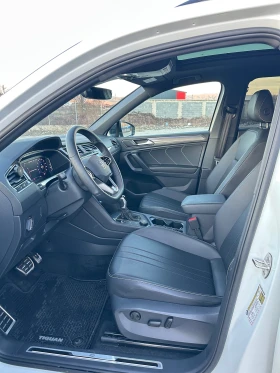 Обява за продажба на VW Tiguan All Space 2.0 TSI/4-Motion/R-LINE Black/Panorama ~77 990 лв. - изображение 8