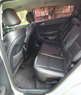 Kia Sportage 2.0 MPI (CVVL) - 35700 лв. / 18253.12 € - 14243586 17