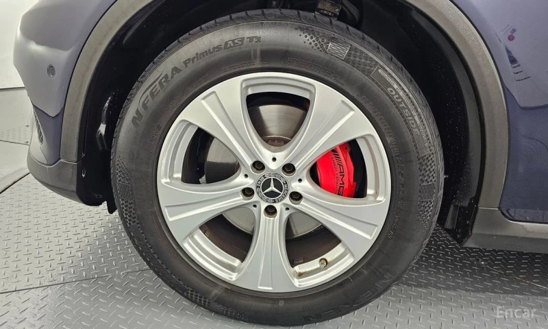 Mercedes-Benz GLC 220, снимка 5 - Автомобили и джипове - 53593087