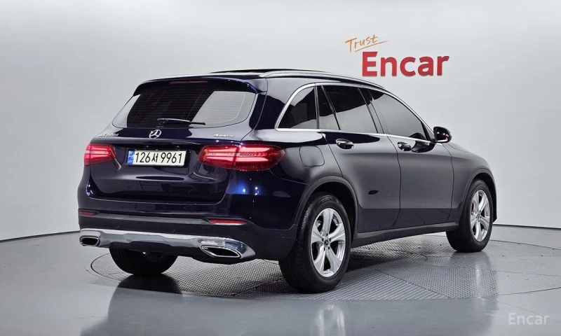 Mercedes-Benz GLC 220, снимка 2 - Автомобили и джипове - 53593087