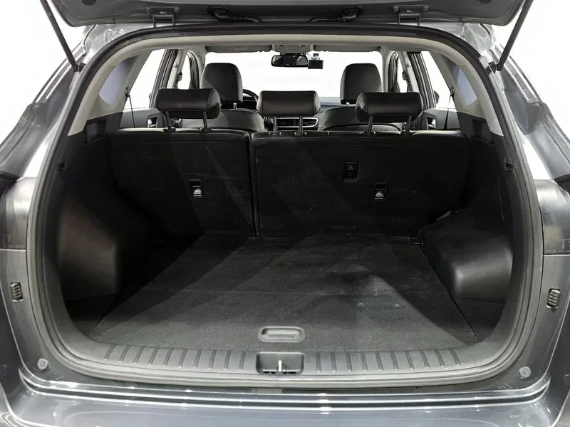 Hyundai Tucson 2.0 2Wd Smart, снимка 15 - Автомобили и джипове - 55938233