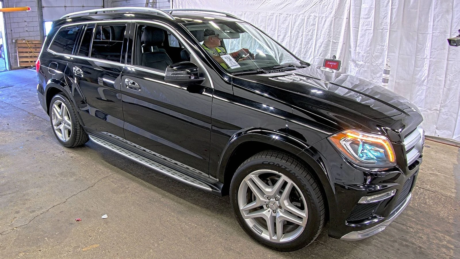 Mercedes-Benz GL 500 4MATIC* Distronic Plus* Harman* Designo* Обдухване - изображение 3