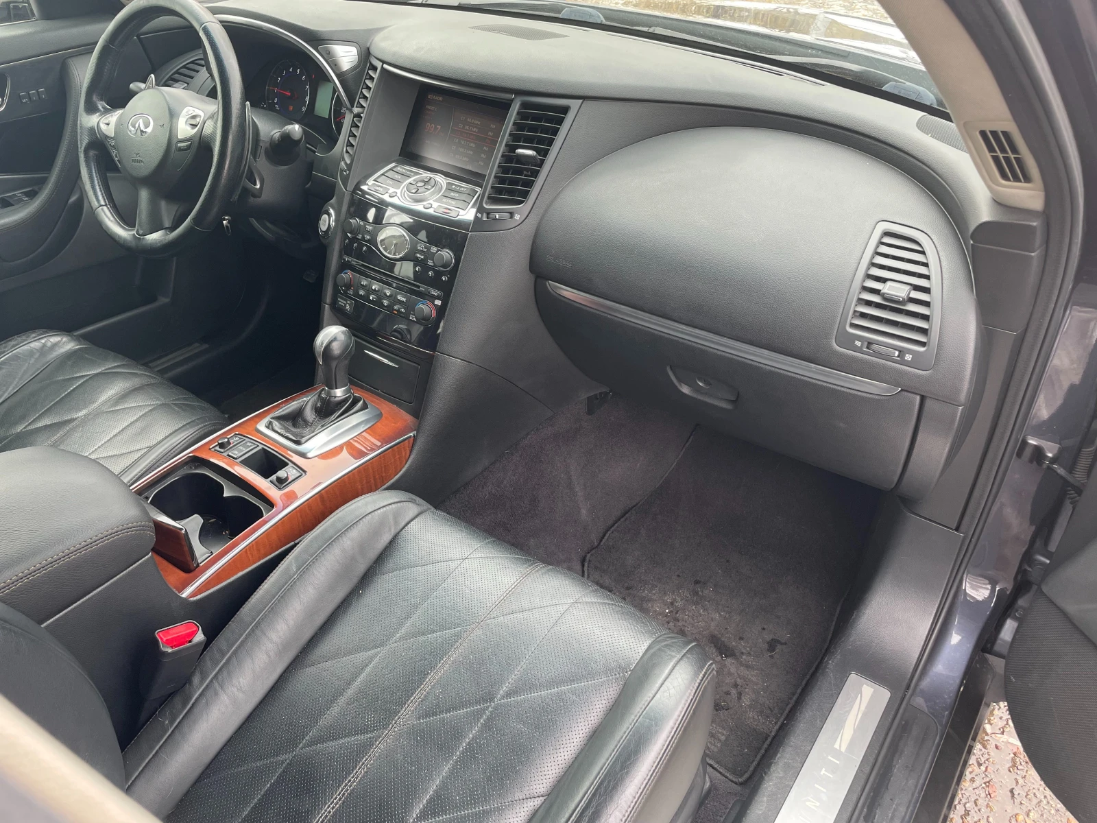 Infiniti Fx 35  - изображение 10
