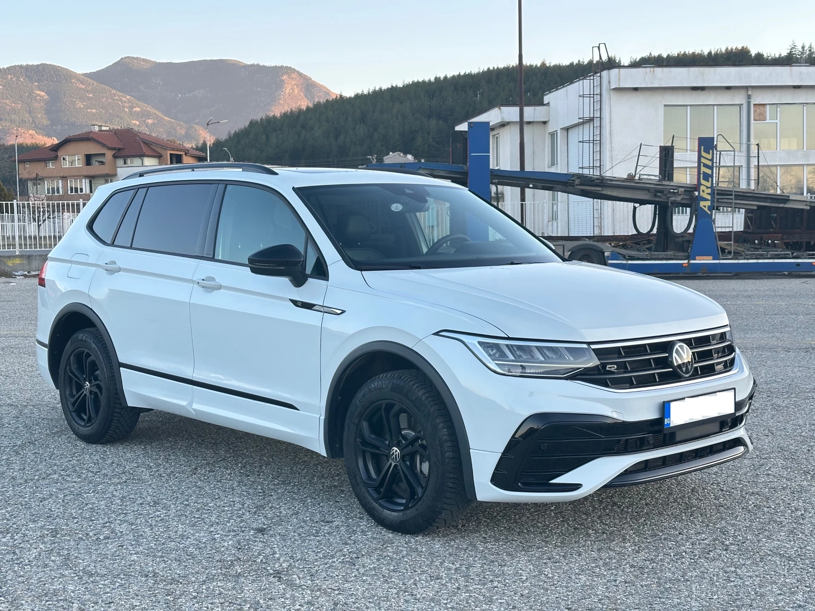 VW Tiguan All Space 2.0 TSI/4-Motion/R-LINE Black/Panorama - изображение 3