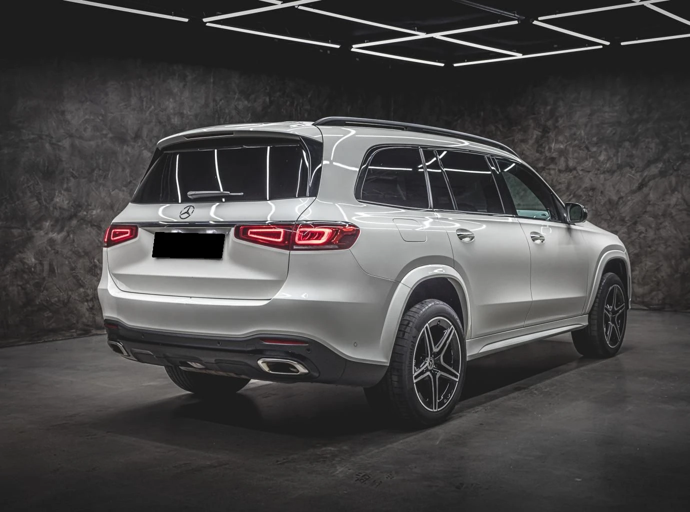 Mercedes-Benz GLS580 * 4M* AMG* NIGHT* PANO* BURM* DISTR*  - изображение 4