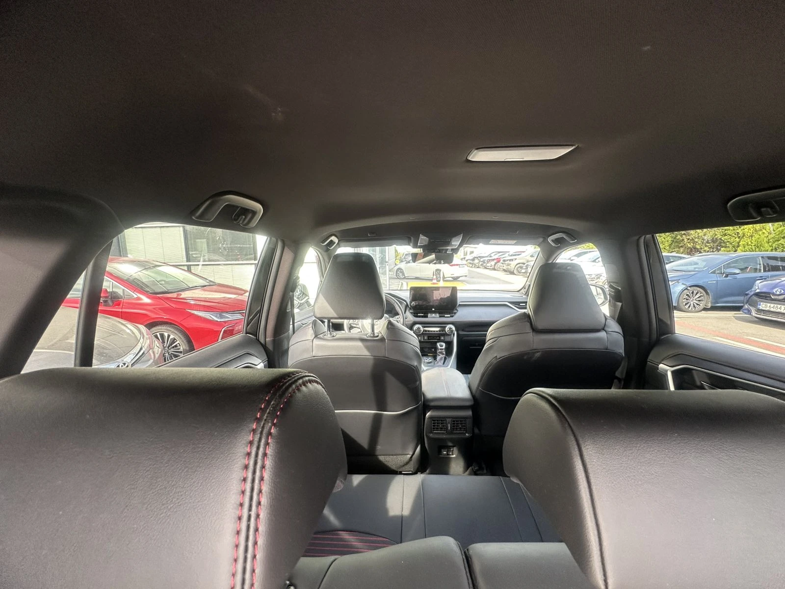 Toyota Rav4  - изображение 7