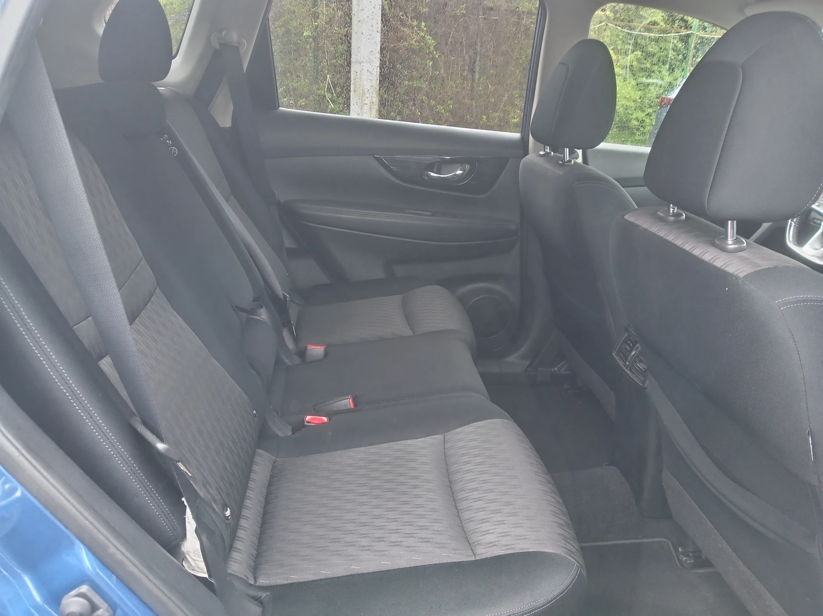 Nissan X-trail 1.7dci 4x4 Auto 6+ 1� | Mobile.bg � ����������� 9