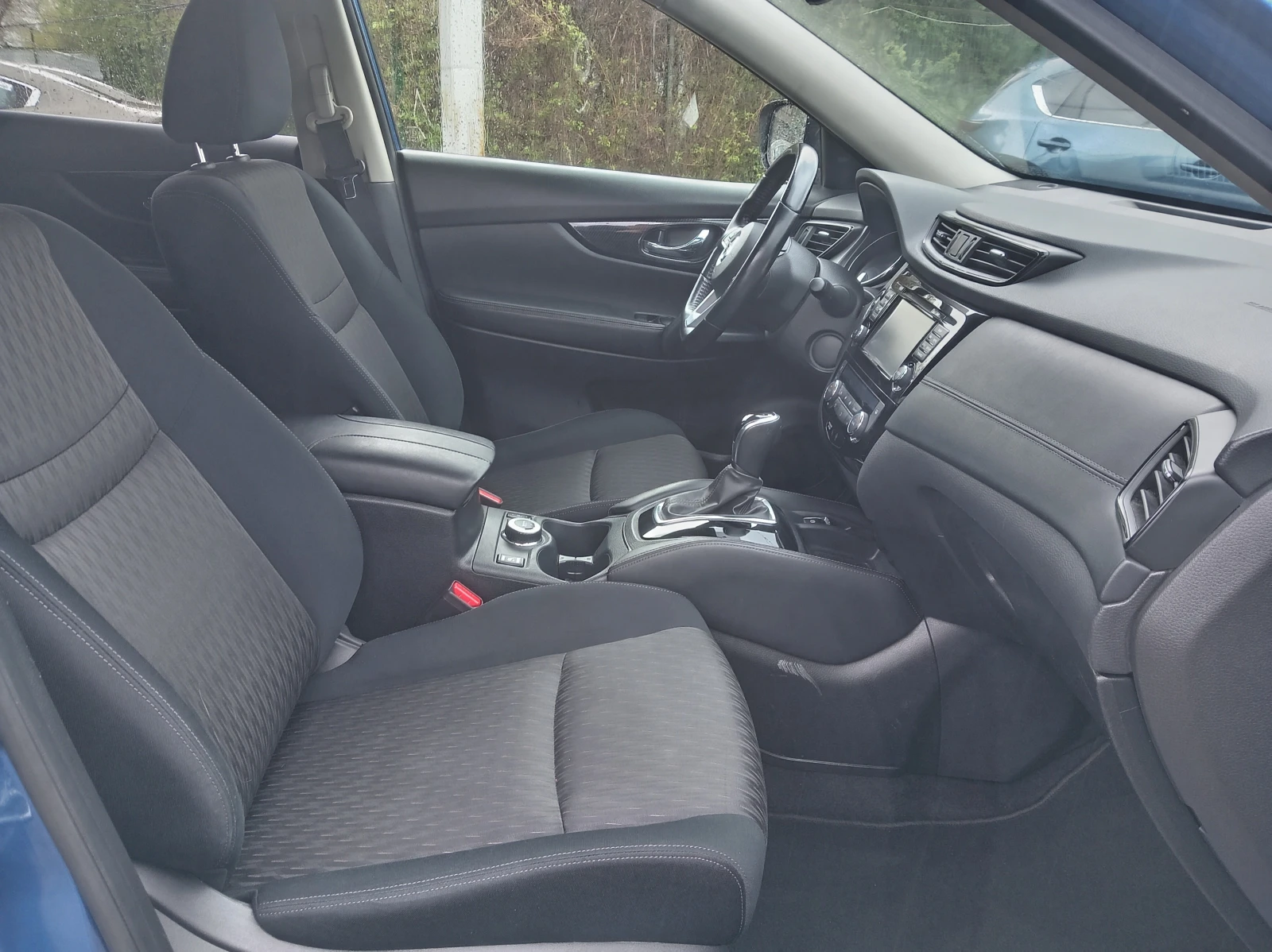 Nissan X-trail 1.7dci 4x4 Auto 6+ 1� | Mobile.bg � ����������� 8