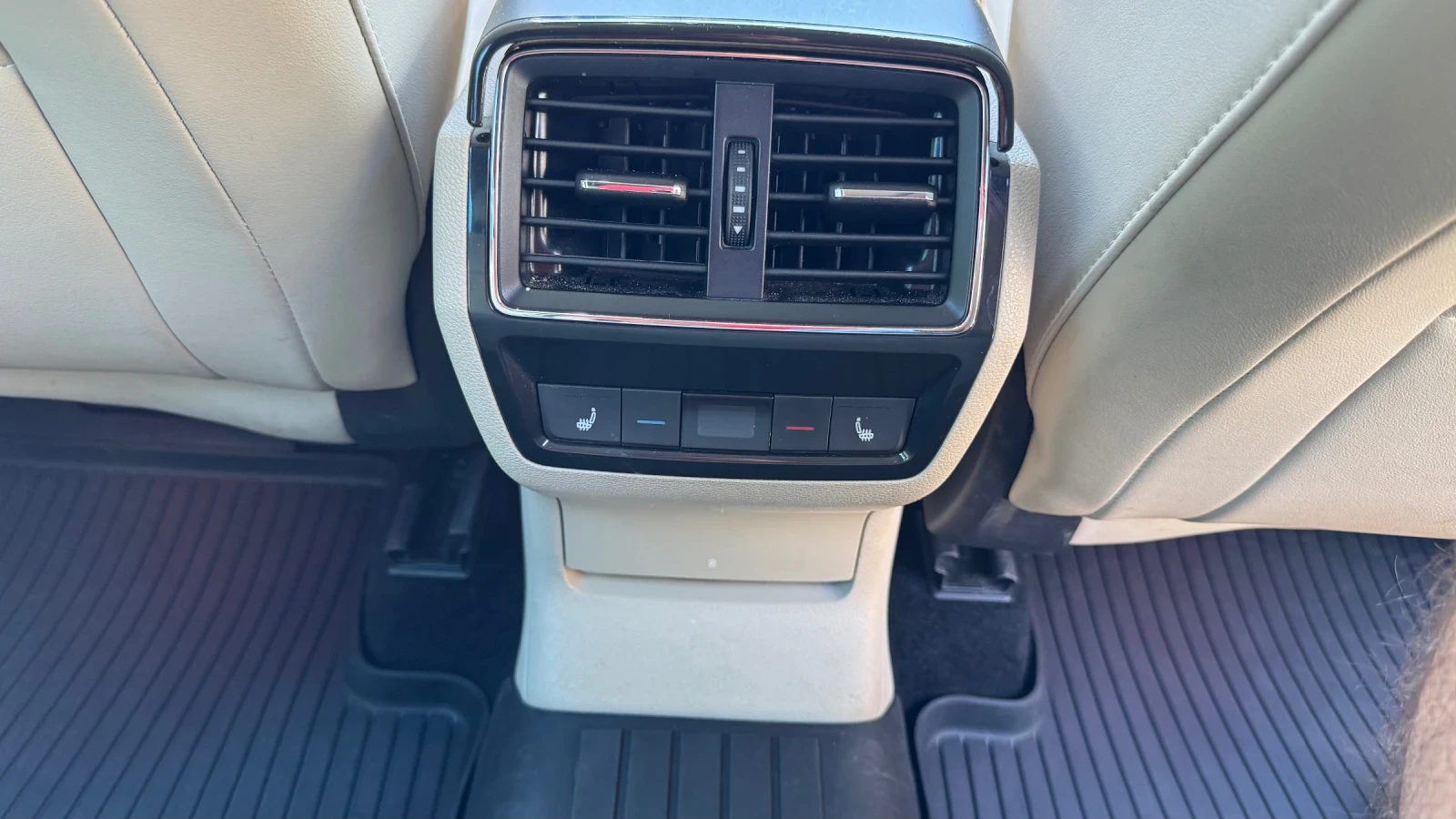 Skoda Kodiaq, снимка 5 - Автомобили и джипове - 54852731