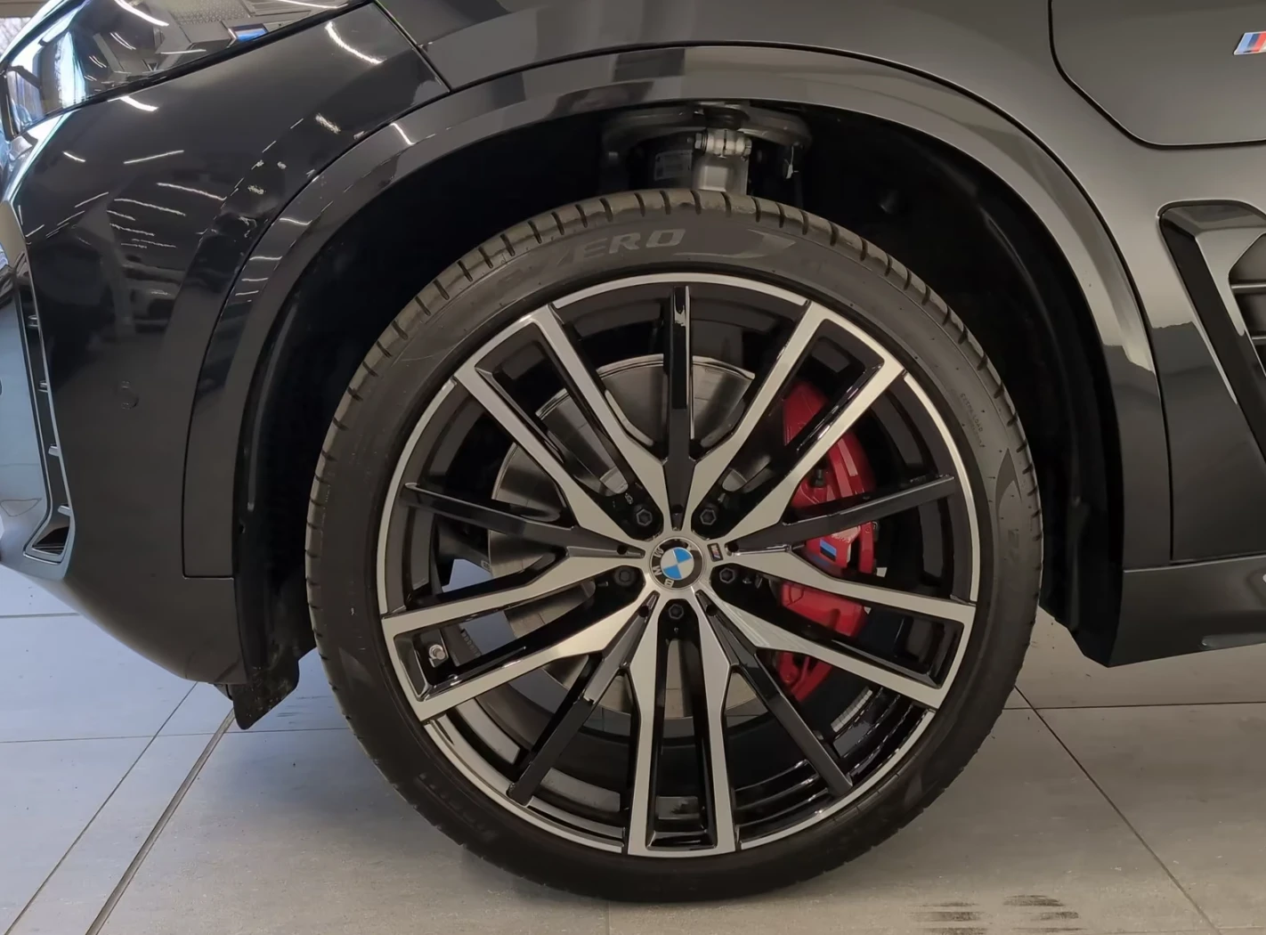 BMW X5 XDRIVE 50e* M-SPORT PRO* PANO* CARBON* 360* H/K* , снимка 4 - Автомобили и джипове - 54941090