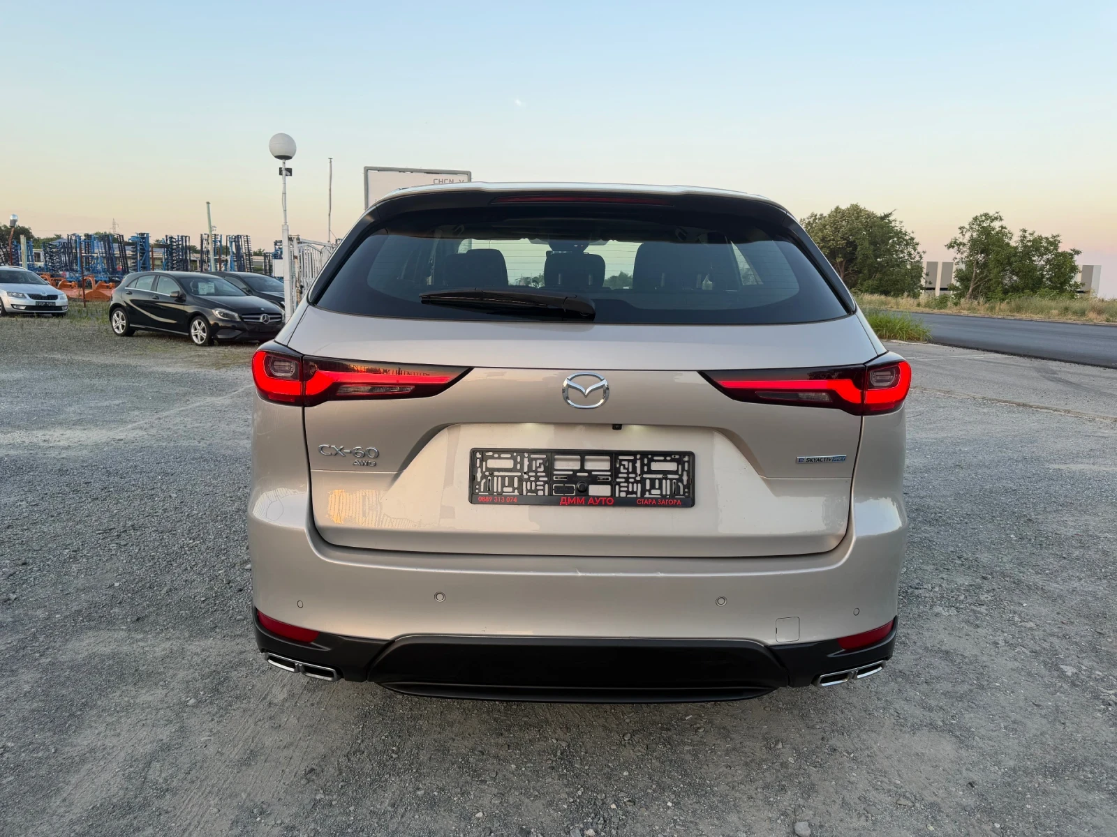Mazda CX-60 2.5 Plug-in Hybrid / 4X4 / 73 000 км / CarPlay , снимка 6 - Автомобили и джипове - 55093792