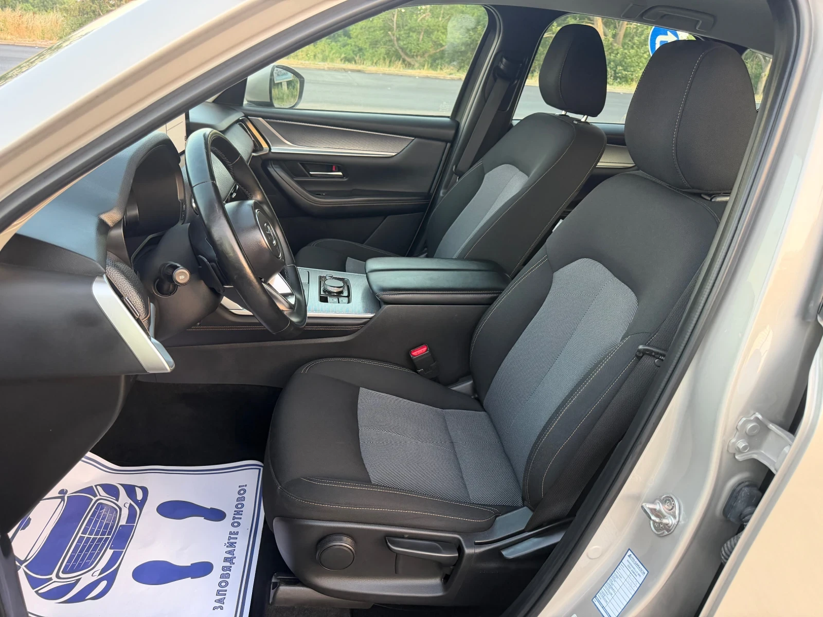 Mazda CX-60 2.5 Plug-in Hybrid / 4X4 / 73 000 км / CarPlay , снимка 13 - Автомобили и джипове - 55093792