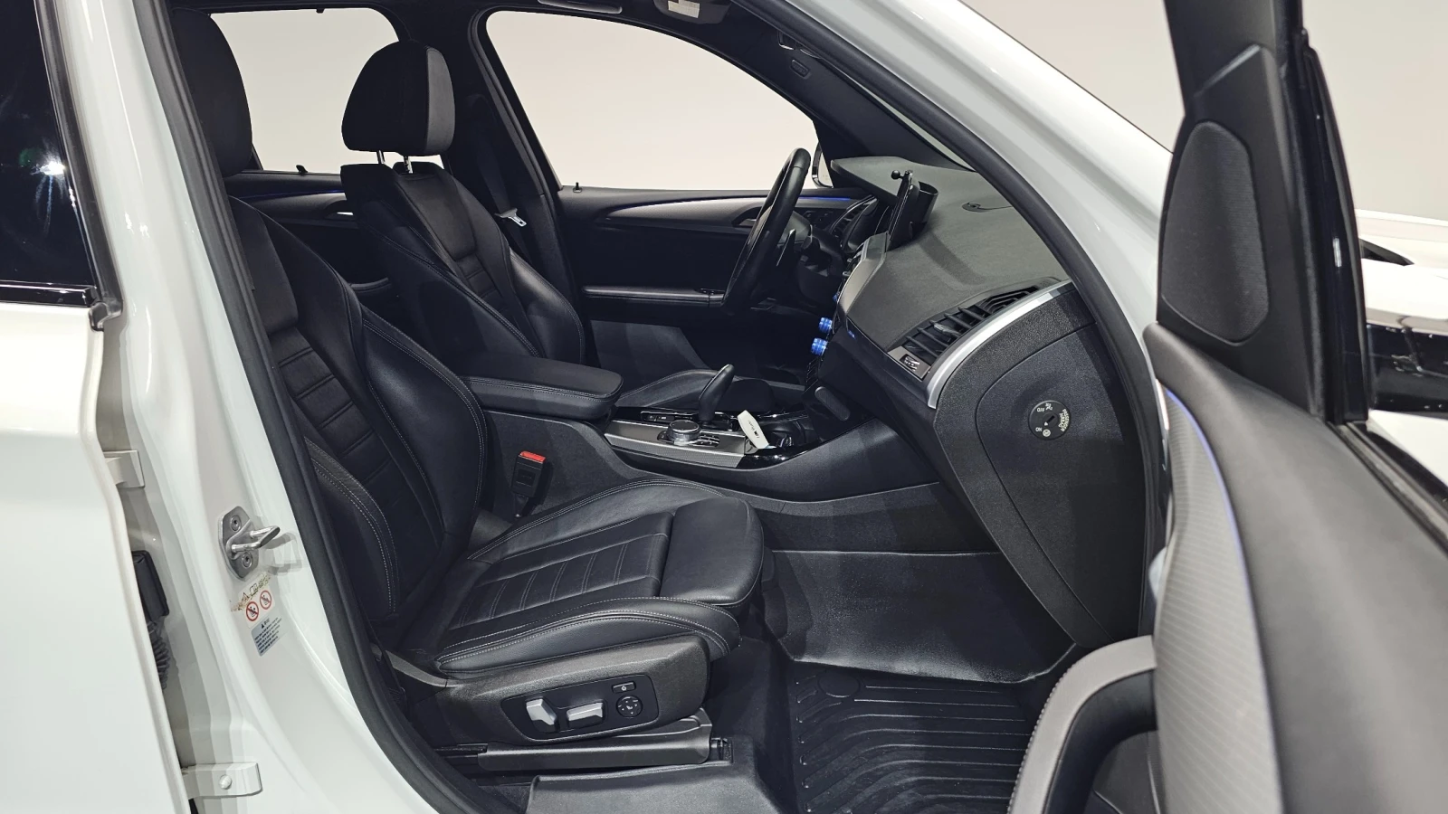 BMW X3 | АВТОКРЕДИТ БЕЗ ПЪРВОНАЧАЛНА ВНОСКА | , снимка 11 - Автомобили и джипове - 55277478