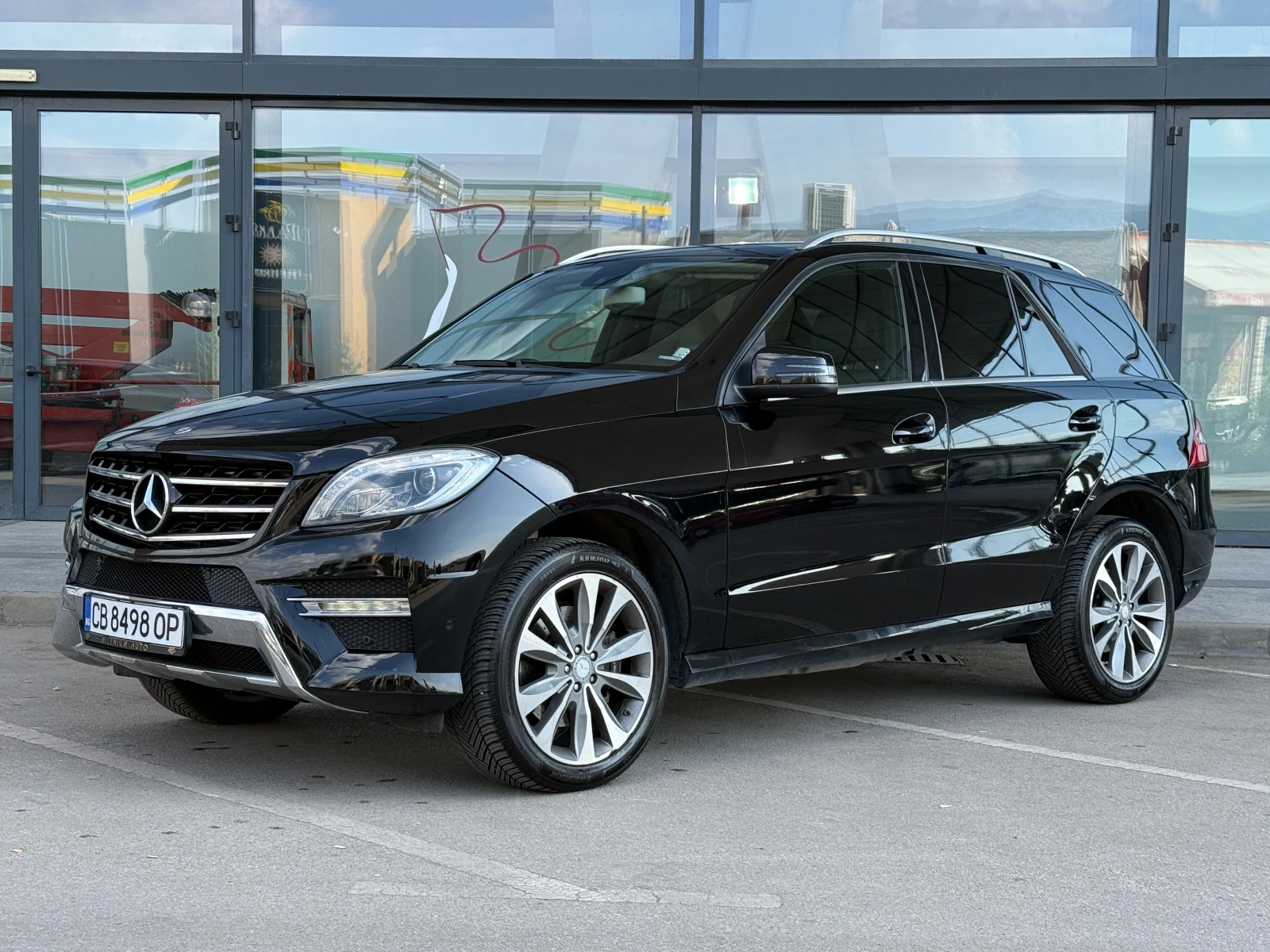 Mercedes-Benz ML 350 CDI 6 МЕСЕЦА ГАРАНЦИЯ/258к.с. AMG Pack/На Пружини