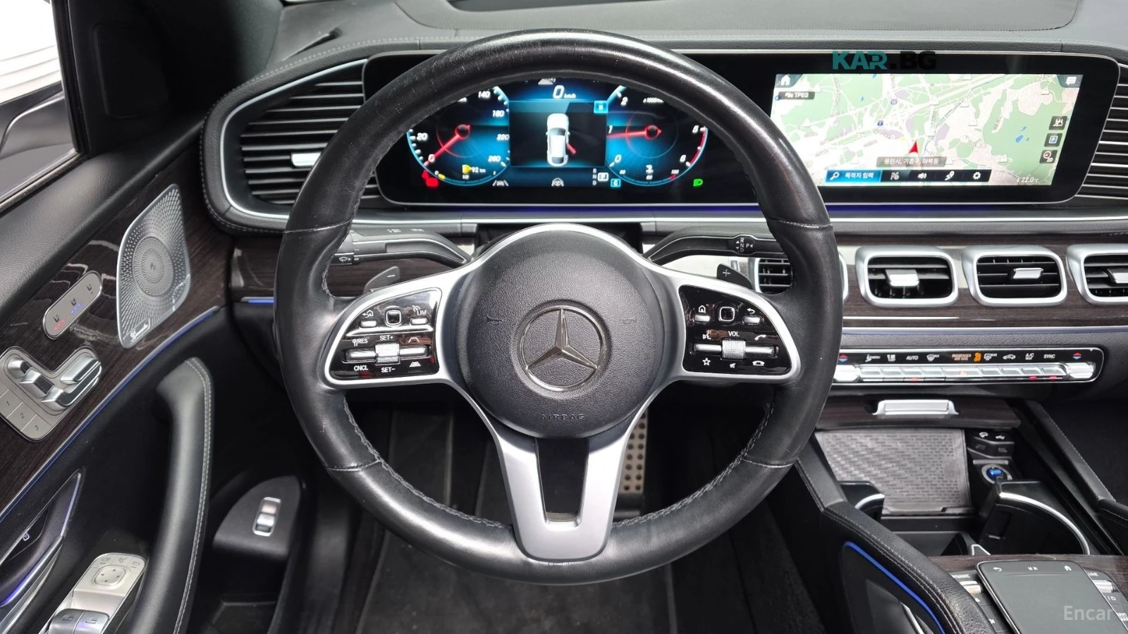 Mercedes-Benz GLE 400 4MATIC COUPE* HUD* 360* ОБДУХ* НАВИ* ПАНО, снимка 11 - Автомобили и джипове - 55902064